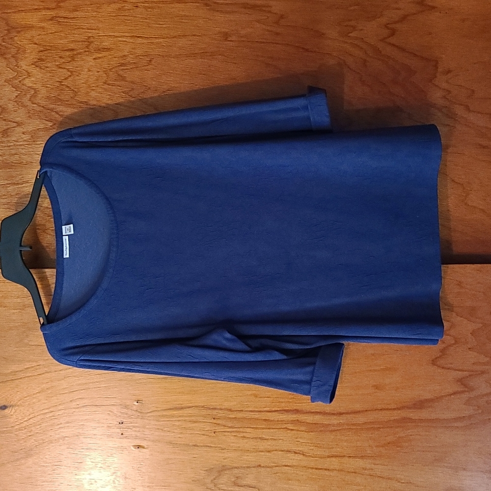 Croft & Barrow navy blue top